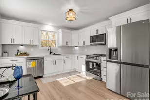 1325 W Nc Hwy 150 Hwy, Lincolnton, NC 28092 - Photo 10