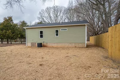 1010 E Catawba Street, Lincolnton, NC 28092 - Photo 26