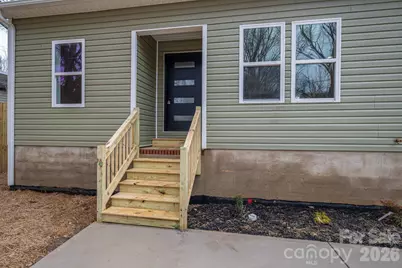 1010 E Catawba Street, Lincolnton, NC 28092 - Photo 4