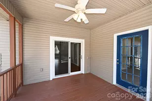 5505 Creek Point Dr, Hickory, NC 28601 - Photo 30