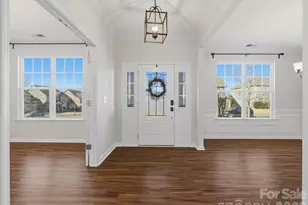 4033 Silverwood Dr, Waxhaw, NC 28173 - Photo 2