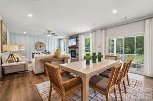 4137 Vis Pne Dr, Charlotte, NC 28215 - Photo 26