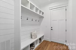 1714 Seifert Cir, Charlotte, NC 28205 - Photo 16