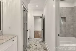 1714 Seifert Cir, Charlotte, NC 28205 - Photo 32