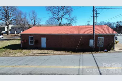 2303 E Main Street, Lincolnton, NC 28092 - Photo 6