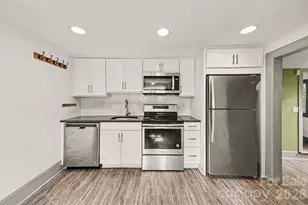 506 Campus St, Charlotte, NC 28216 - Photo 4