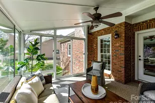 6711 Lyndonville Dr, Charlotte, NC 28277 - Photo 34