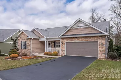 59 Old Pasture Way, Hendersonville, NC 28739 - Photo 2