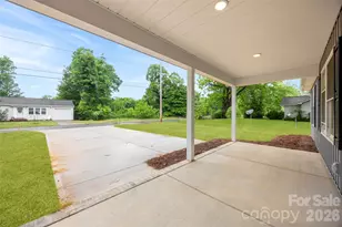 414 Peachtree St, Albemarle, NC 28001 - Photo 2
