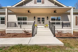 90 Saddle Club Ln, Hendersonville, NC 28739 - Photo 1