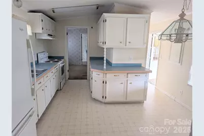 172 School House Road, Mills River, NC 28759 - Photo 6