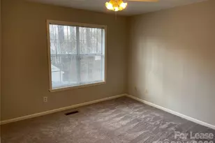 6725 Bevington Ridge Rd, Charlotte, NC 28277 - Photo 14