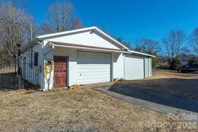 2968 US 70 Highway, Black Mountain, NC 28711 - Photo 18