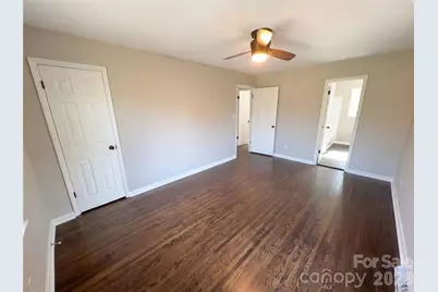 7700 Meadowdale Lane, Charlotte, NC 28212 - Photo 4