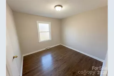 7700 Meadowdale Lane, Charlotte, NC 28212 - Photo 14