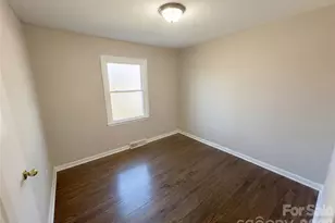 7700 Meadowdale Ln, Charlotte, NC 28212 - Photo 14