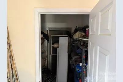 411 27th Avenue Circle NW, Hickory, NC 28601 - Photo 34