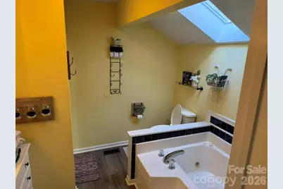 411 27th Avenue Circle NW, Hickory, NC 28601 - Photo 38