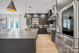 4709 Walden Ct, Charlotte, NC 28210 - Photo 6