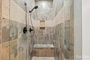 4852 Brookridge Dr NE, Hickory, NC 28601 - Photo 36