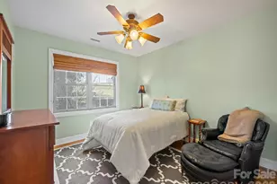 4852 Brookridge Dr NE, Hickory, NC 28601 - Photo 44