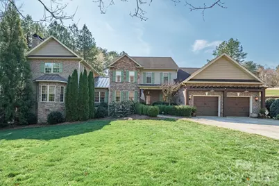 4852 Brookridge Drive NE, Hickory, NC 28601 - Photo 1