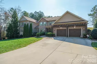 4852 Brookridge Drive NE, Hickory, NC 28601 - Photo 4