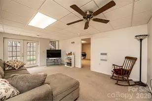 2640 Ironwood Dr, Hickory, NC 28602 - Photo 30