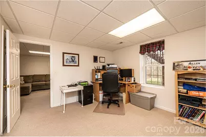 2640 Ironwood Drive, Hickory, NC 28602 - Photo 32