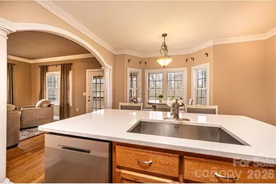 2640 Ironwood Drive, Hickory, NC 28602 - Photo 10