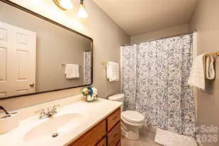 2640 Ironwood Dr, Hickory, NC 28602 - Photo 26