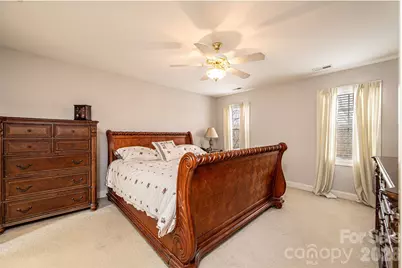 2640 Ironwood Drive, Hickory, NC 28602 - Photo 18