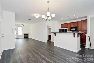 1654 Walnut View Dr, Charlotte, NC 28208 - Photo 12