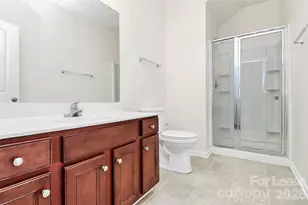 1654 Walnut View Dr, Charlotte, NC 28208 - Photo 8