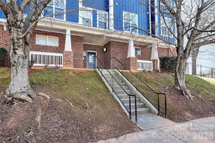 1654 Walnut View Dr, Charlotte, NC 28208 - Photo 2