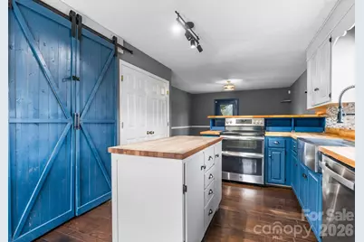 22 31st Avenue Court NE, Hickory, NC 28601 - Photo 12