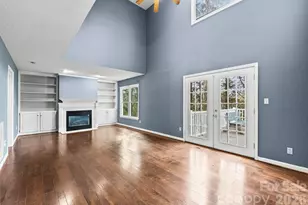 22 31st Ave Ct NE, Hickory, NC 28601 - Photo 4