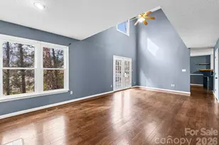 22 31st Ave Ct NE, Hickory, NC 28601 - Photo 8