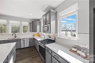 15241 Windward Ln, Lancaster, SC 29720 - Photo 2