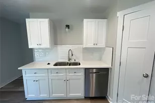 159 W Pine St, Norwood, NC 28128 - Photo 8