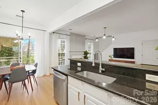 885 Autumn Rain Ln, Charlotte, NC 28209 - Photo 6