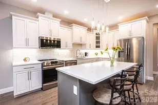 754 River Bend Dr, Granite Falls, NC 28630 - Photo 10