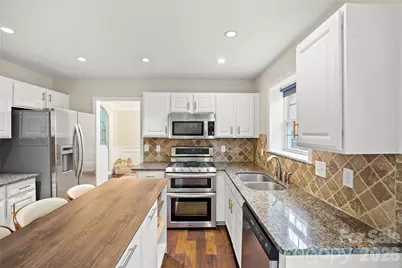 14339 Crown Harbor Drive, Charlotte, NC 28278 - Photo 10