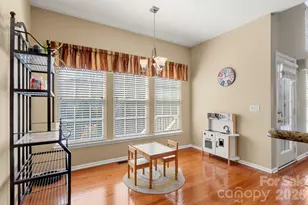 9222 Hickory Tree Ln, Charlotte, NC 28277 - Photo 8