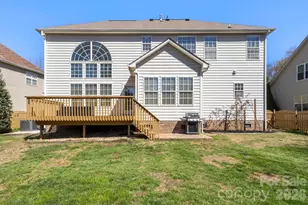 9222 Hickory Tree Ln, Charlotte, NC 28277 - Photo 34