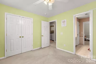 9222 Hickory Tree Lane, Charlotte, NC 28277 - Photo 32