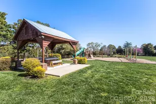 9222 Hickory Tree Ln, Charlotte, NC 28277 - Photo 38