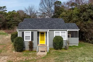 3133 Columbus Cir, Charlotte, NC 28208 - Photo 1