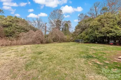 3133 Columbus Circle, Charlotte, NC 28208 - Photo 16