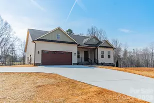 121 Juniper Rd, Mooresville, NC 28115 - Photo 4